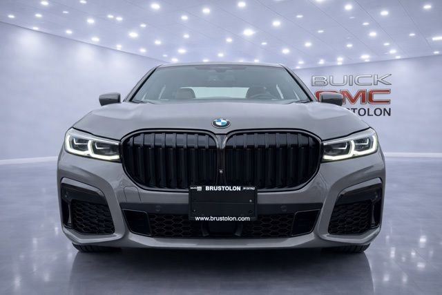 Used 2021 BMW 750i xDrive w/ Executive Package AWD/4WD image 9