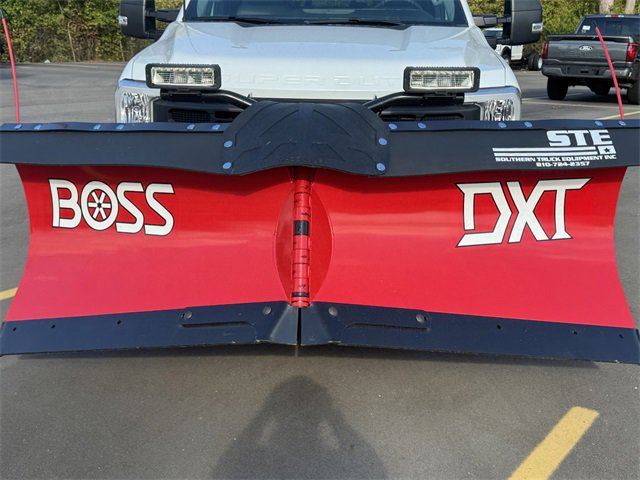 New 2026 Ford F350 XL w/ XL Chrome Package image 5