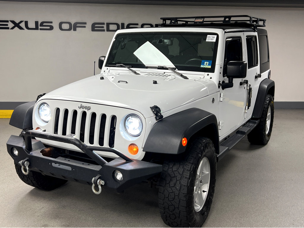 Used 2018 Jeep Wrangler Unlimited Sport S AWD/4WD image 3