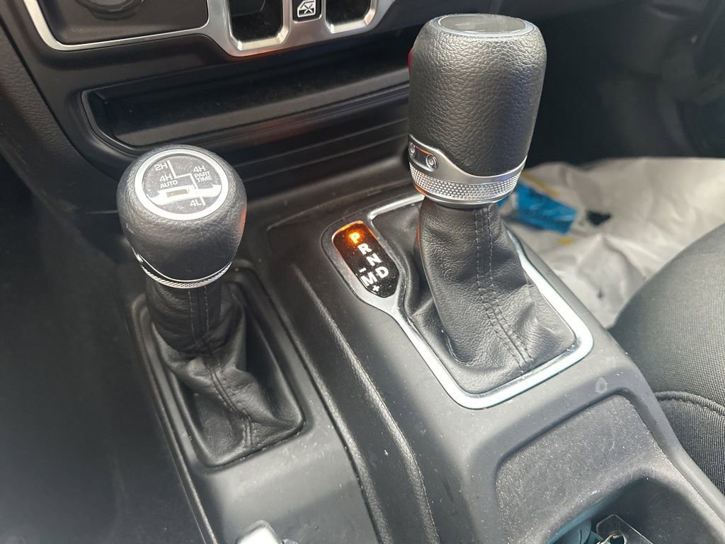 Used 2023 Jeep Wrangler Unlimited w/ Cold Weather Group image 26