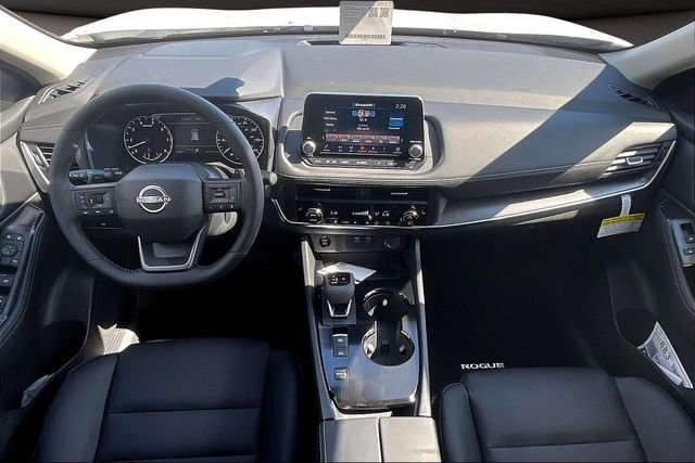 New 2026 Nissan Rogue SV AWD/4WD image 5