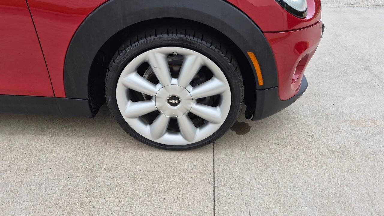 Used 2014 MINI Cooper 2-Door Hardtop image 20
