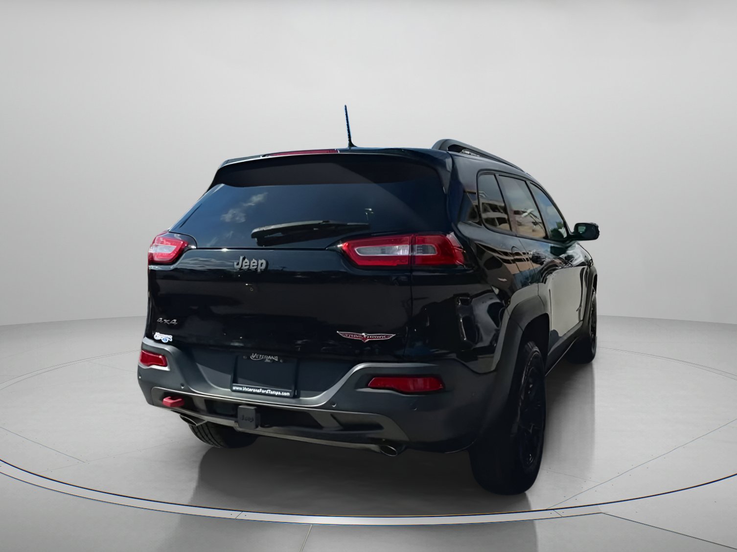 Used 2016 Jeep Cherokee Trailhawk w/ Comfort/Convenience Group image 26