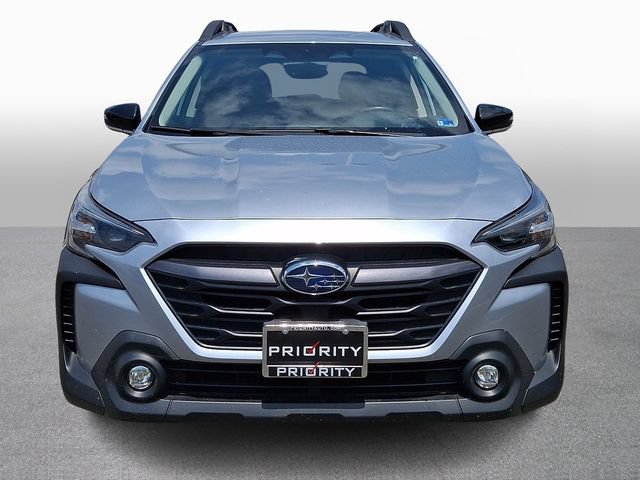 Used 2024 Subaru Outback Premium AWD/4WD image 2