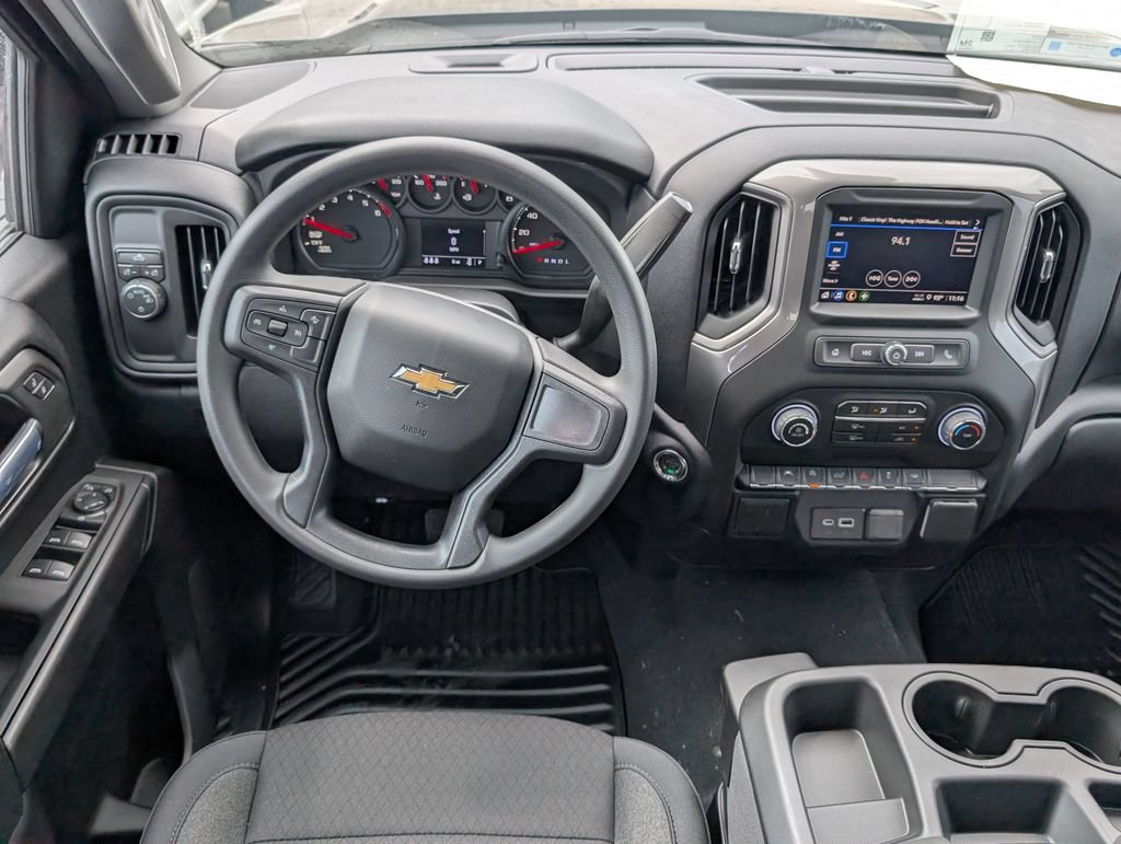 New 2026 Chevrolet Silverado 1500 Custom w/ LPO, Dark Essentials Package RWD image 4