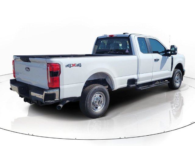 New 2027 Ford F350 XL w/ 360-Degree Camera Package AWD/4WD image 3