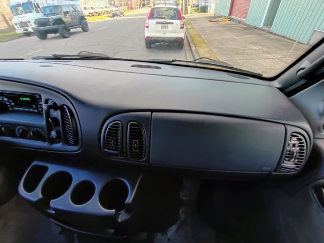 Used 2002 Dodge B3500 RWD image 39