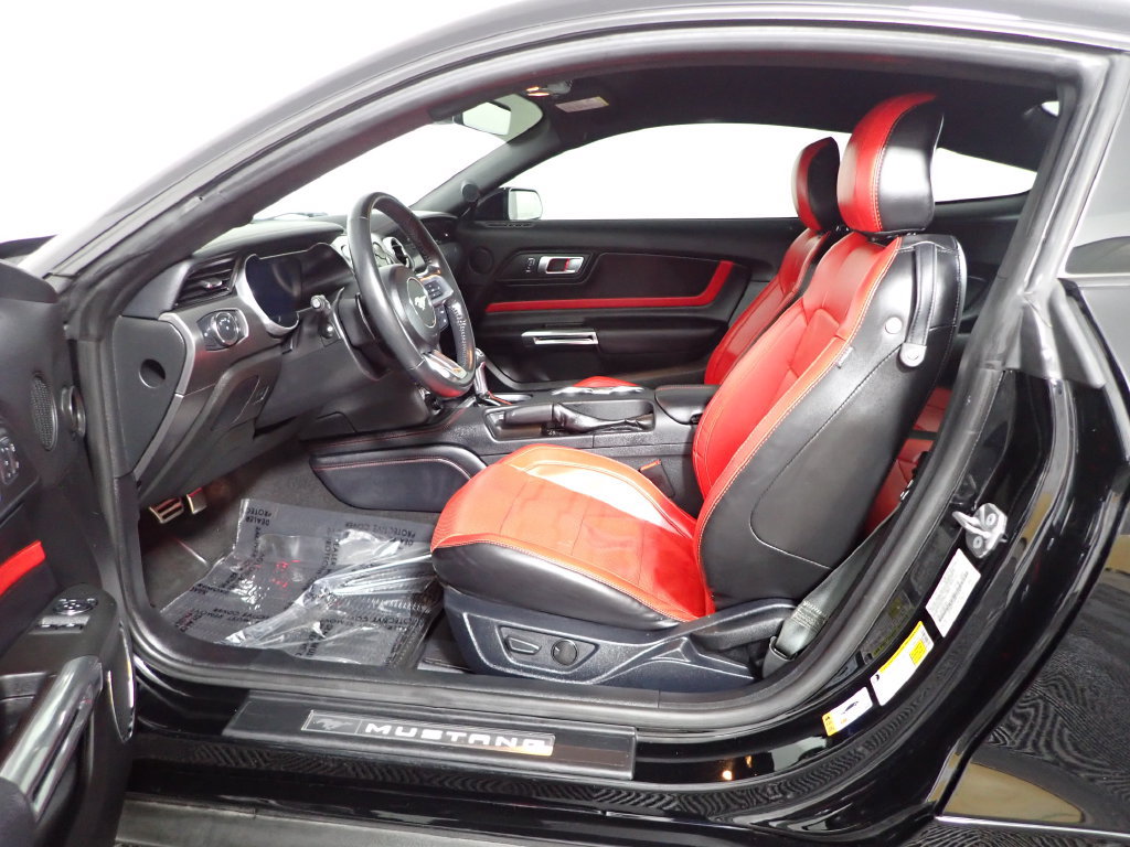 Used 2021 Ford Mustang GT Premium w/ Equipment Group 401A RWD image 19