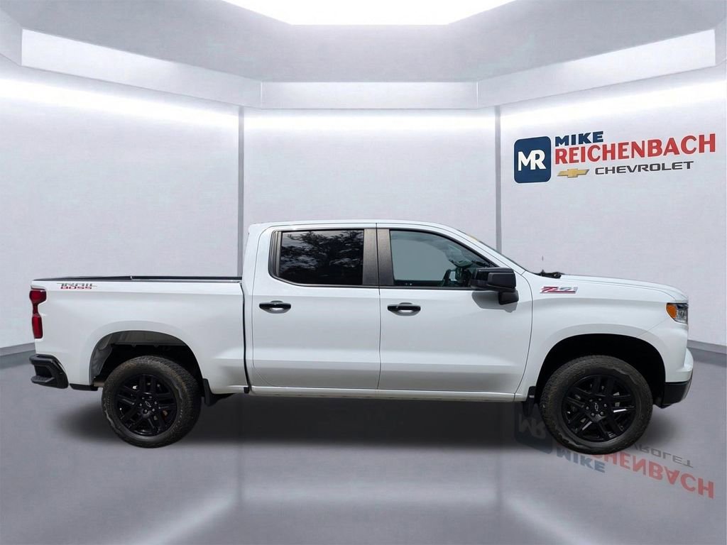 Used 2023 Chevrolet Silverado 1500 LT Trail Boss AWD/4WD image 3