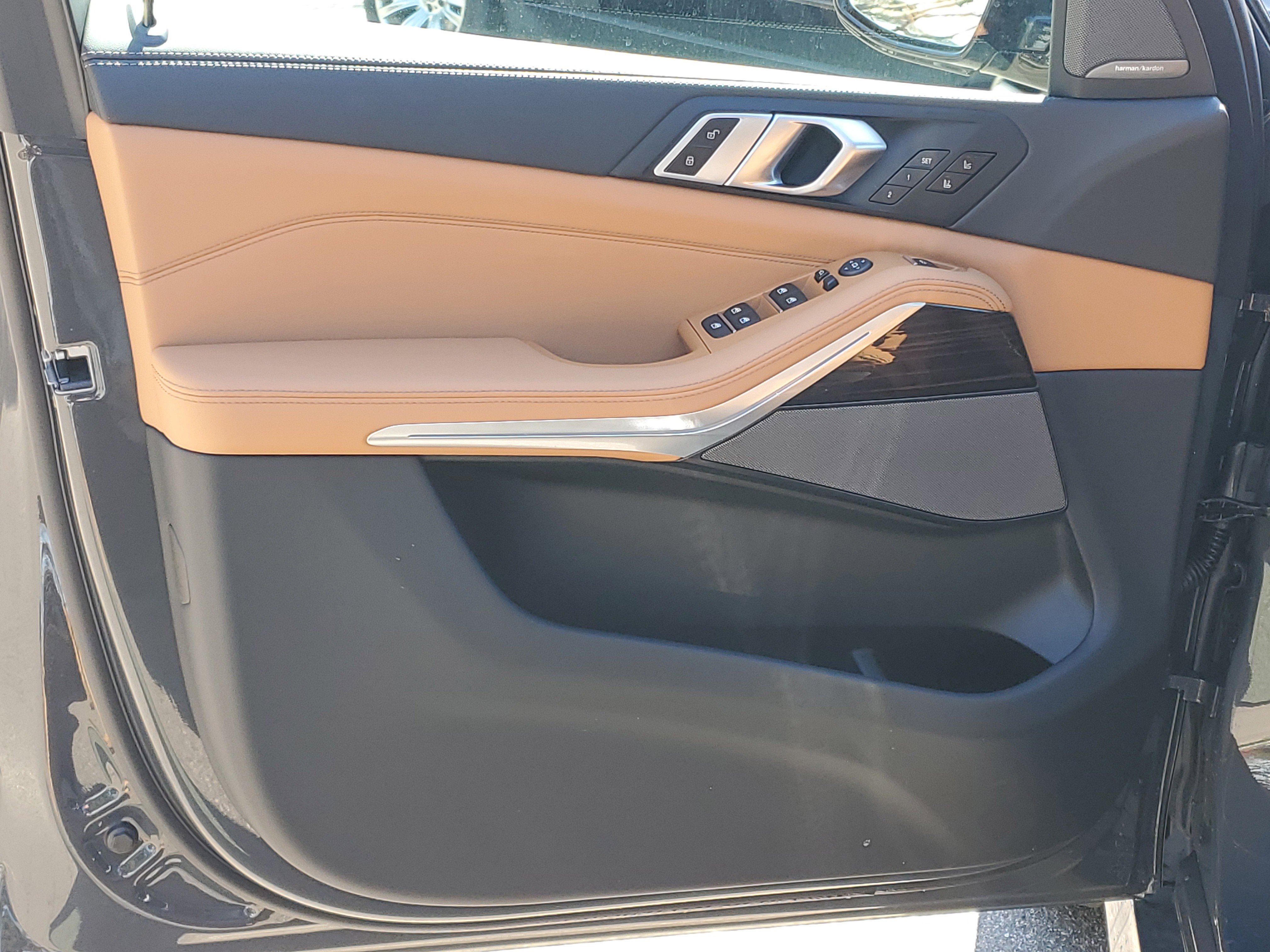 New 2026 BMW X5 xDrive40i w/ M Sport Package AWD/4WD image 5