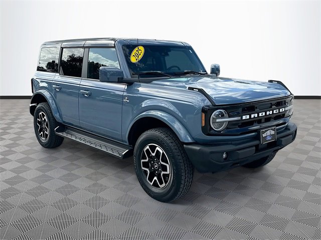 Used 2025 Ford Bronco Outer Banks image 3