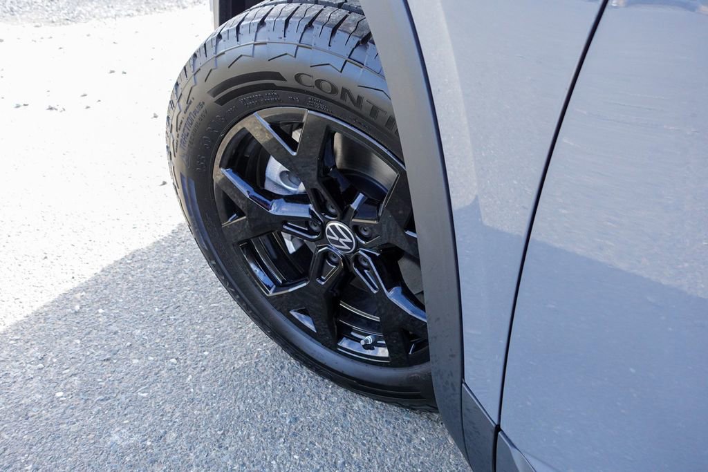New 2026 Volkswagen Atlas Peak Edition image 12
