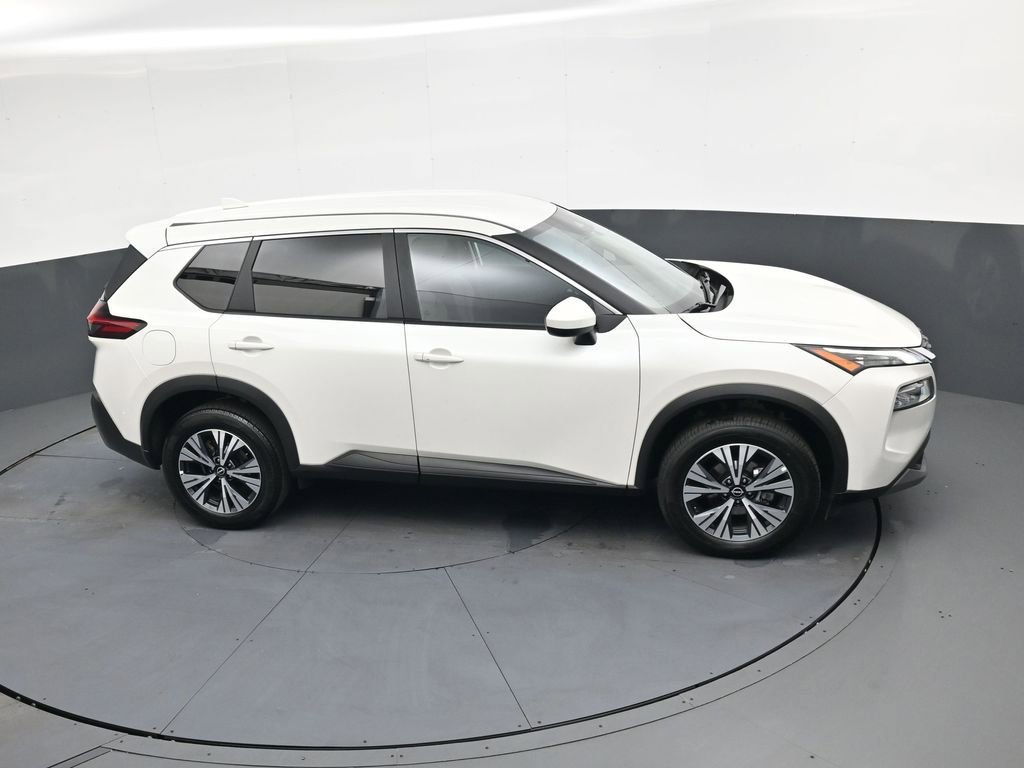 Used 2023 Nissan Rogue SV image 27