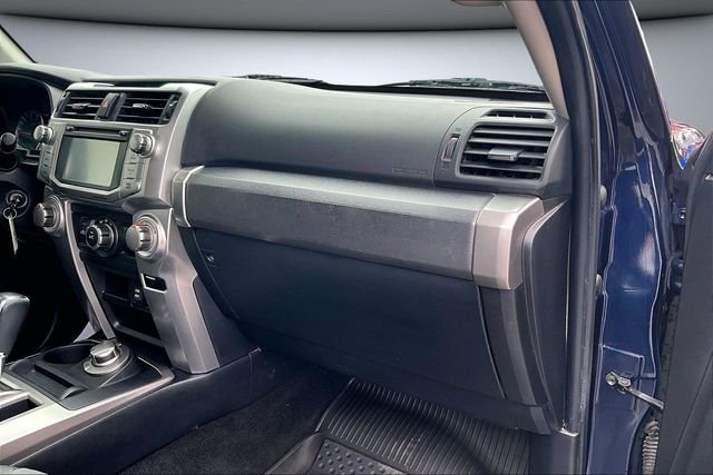 Used 2017 Toyota 4Runner SR5 Premium AWD/4WD image 25