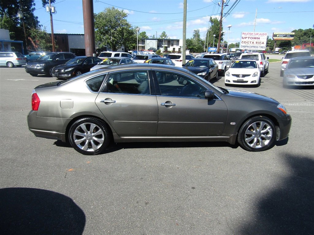Used 2007 INFINITI M35 w/ Technology Pkg RWD image 8