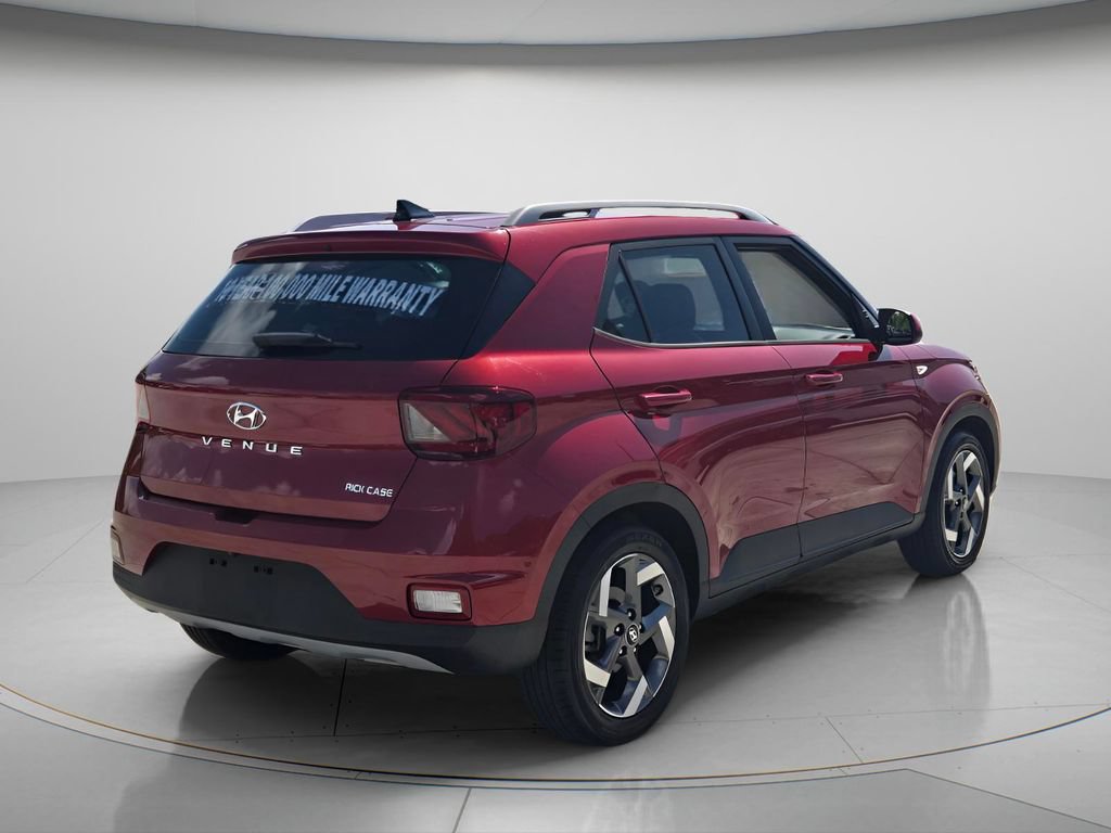 Used 2022 Hyundai Venue Limited w/ Cargo Package FWD image 7