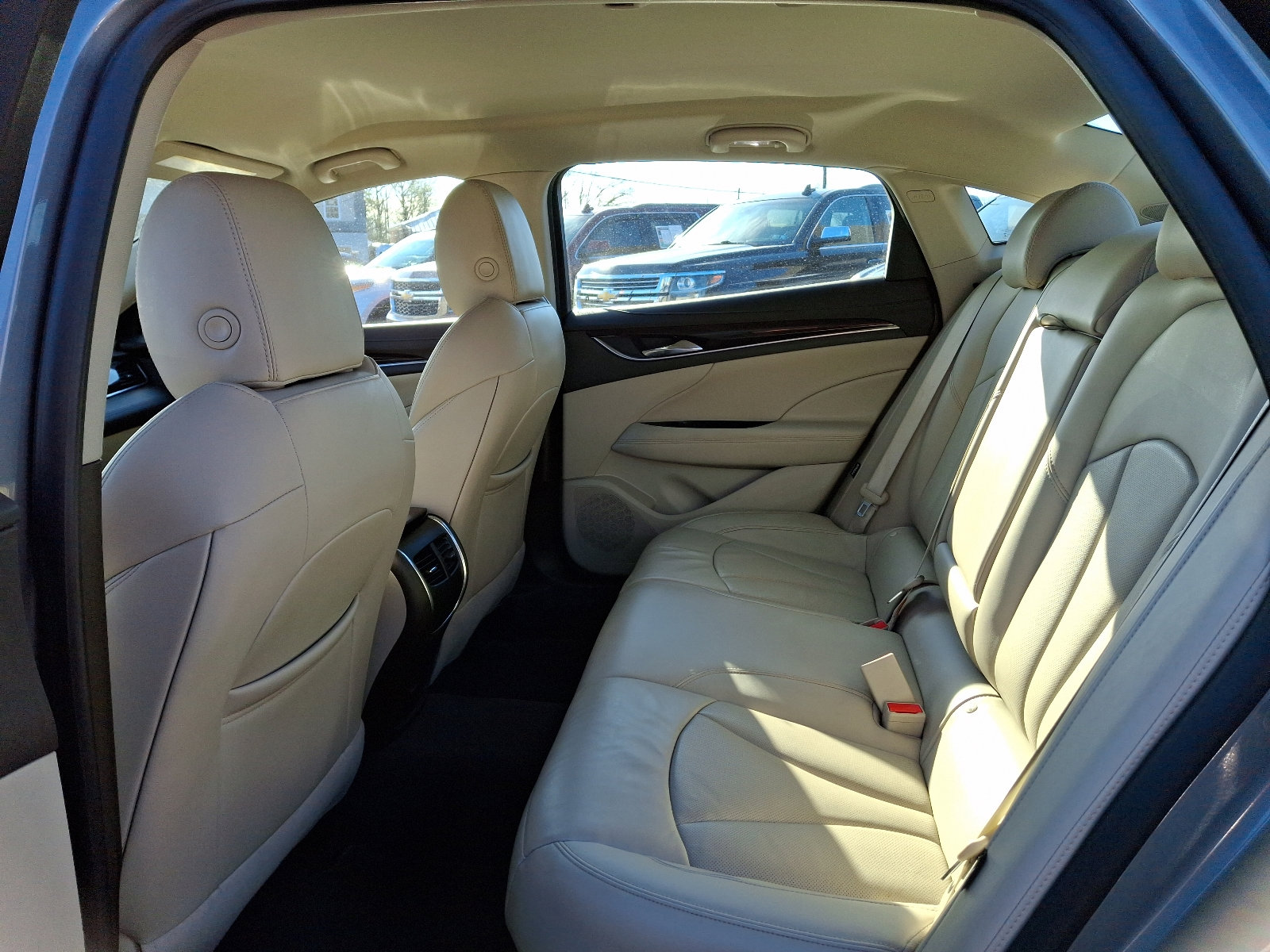 Used 2019 Buick LaCrosse Essence w/ Sights and Sounds Package image 10