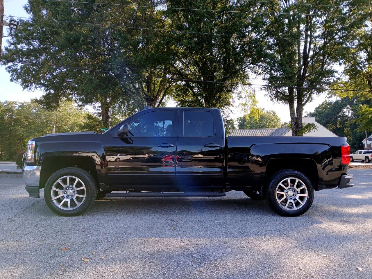 Used 2018 Chevrolet Silverado 1500 LT image 1