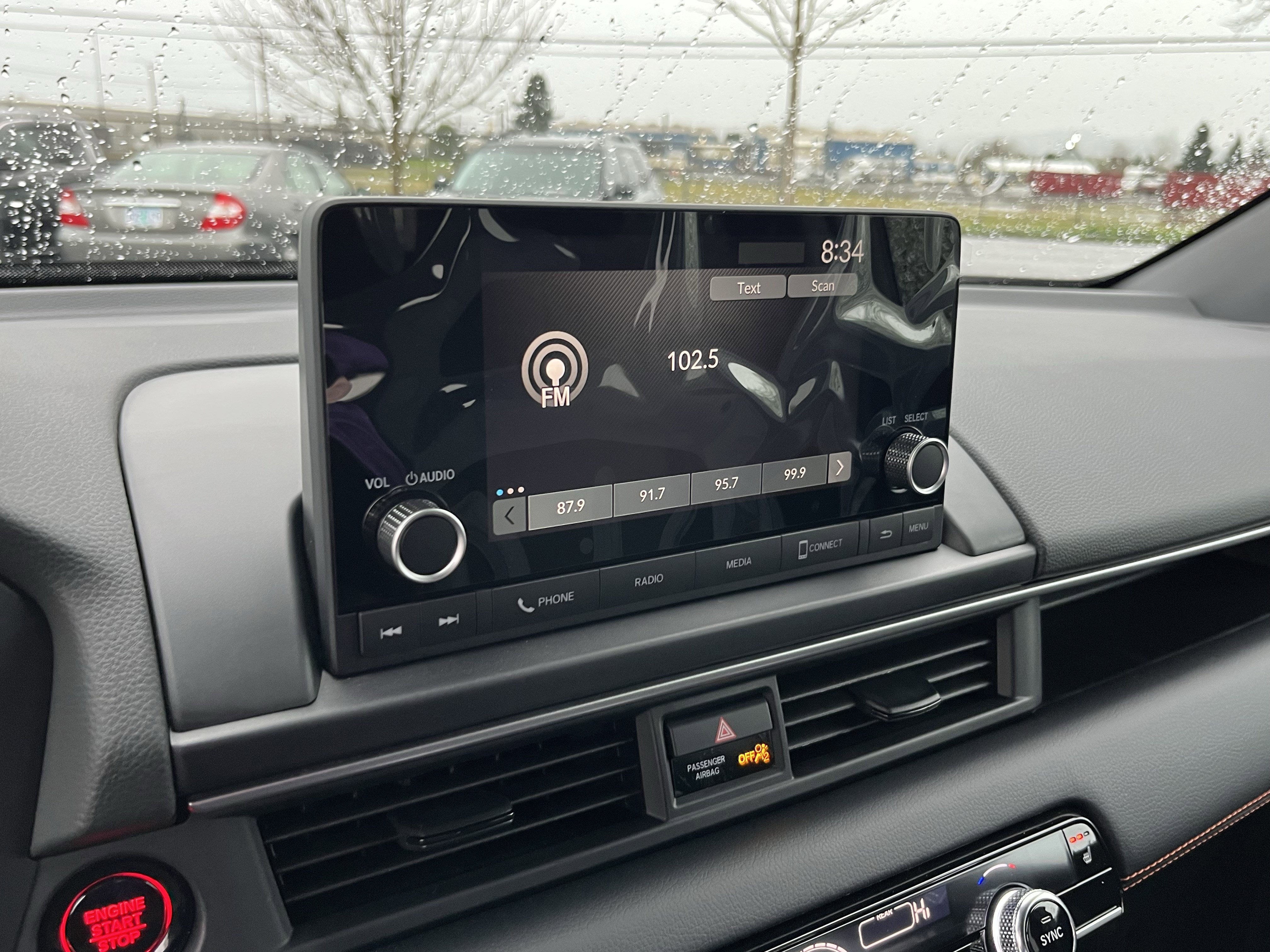 Used 2025 Honda Pilot Sport image 21