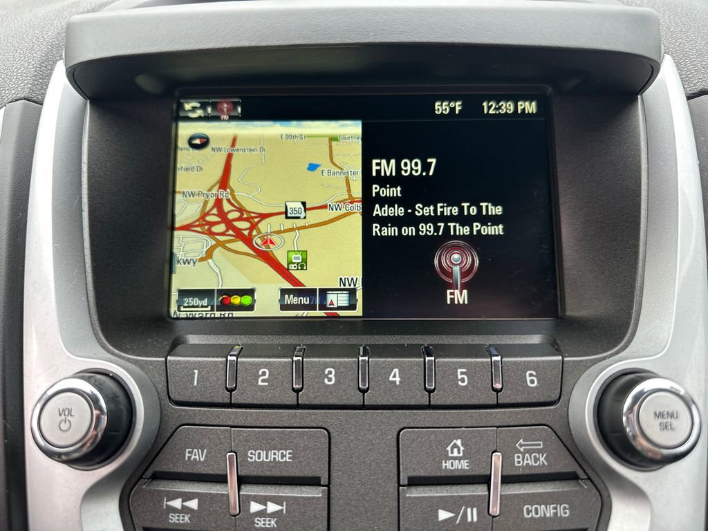 Used 2017 GMC Terrain SLE w/ Technology Package image 25