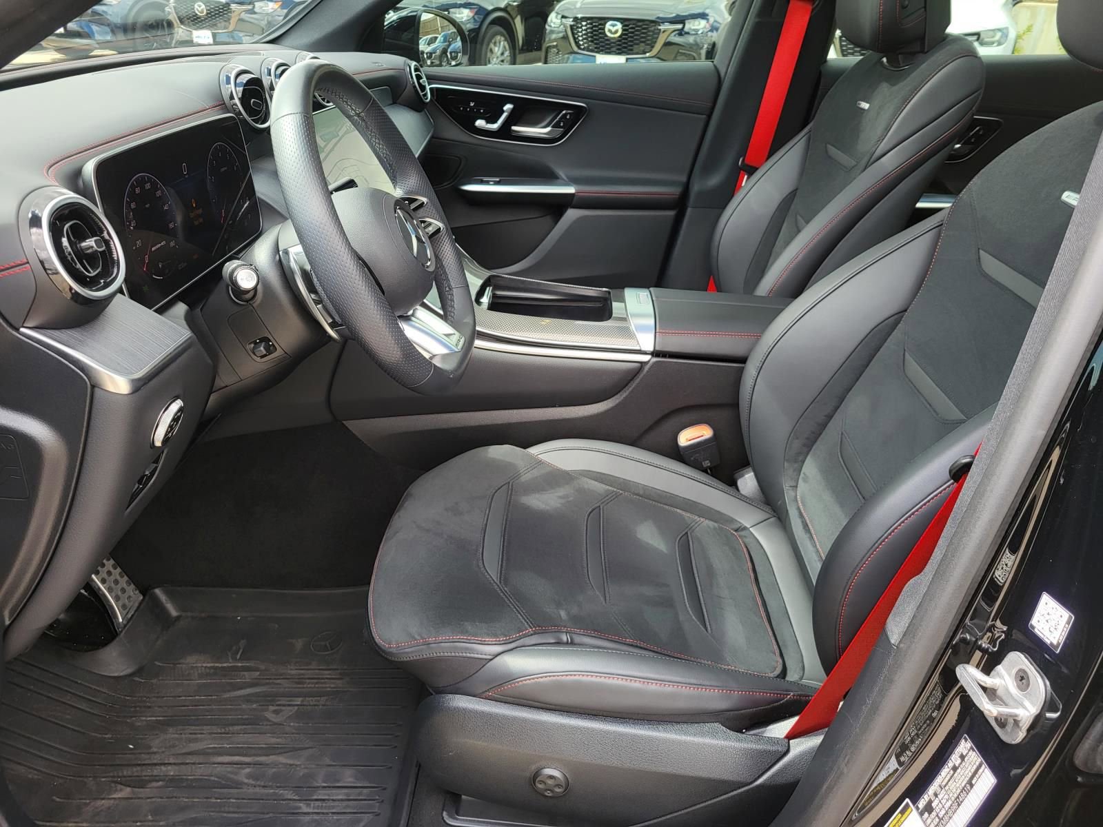 Used 2024 Mercedes-Benz GLC 43 AMG 4MATIC image 22