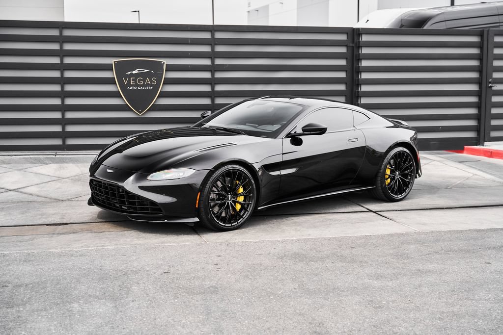 Used 2023 Aston Martin V8 Vantage Coupe RWD image 5