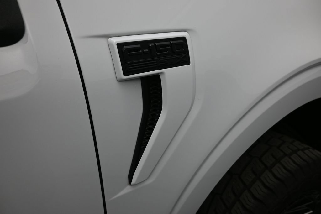 Used 2022 Ford F150 XL w/ STX Appearance Package RWD image 16