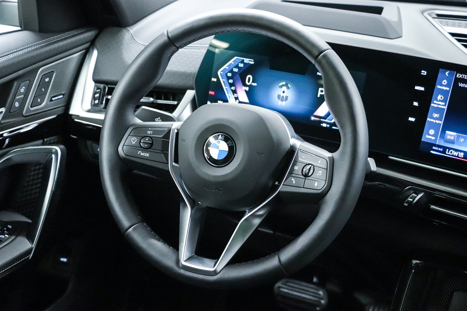 New 2026 BMW X2 xDrive28i w/ Technology Package AWD/4WD image 15