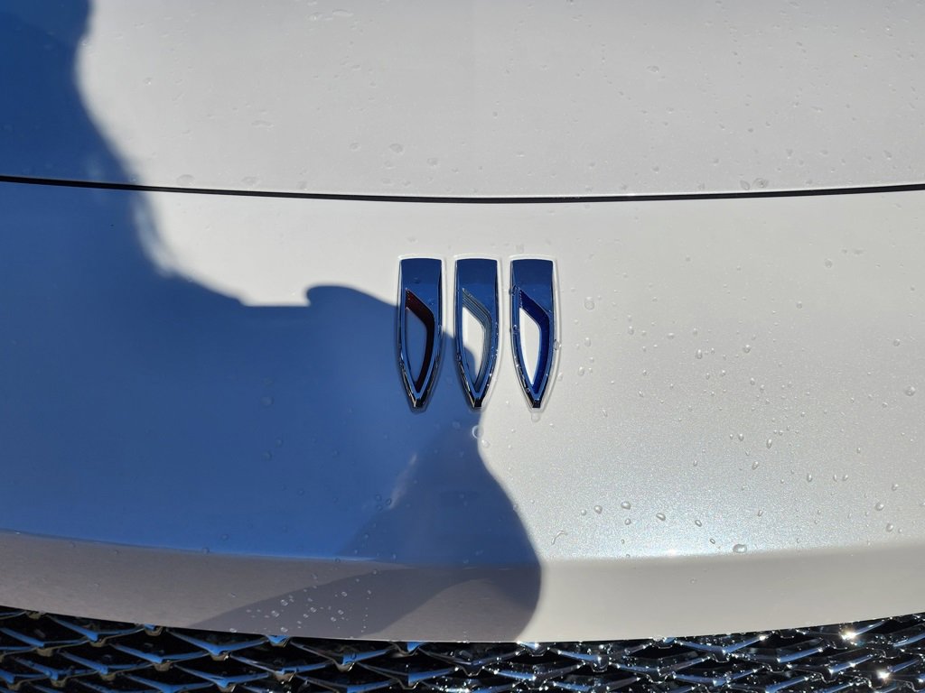 New 2026 Buick Envista Avenir image 10