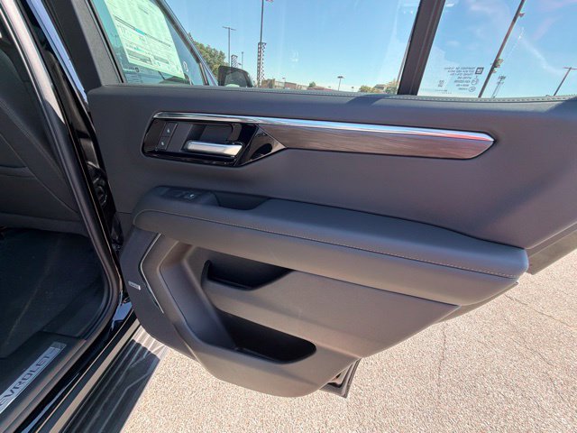 New 2026 Chevrolet Tahoe LT w/ Advanced Technology Package AWD/4WD image 35