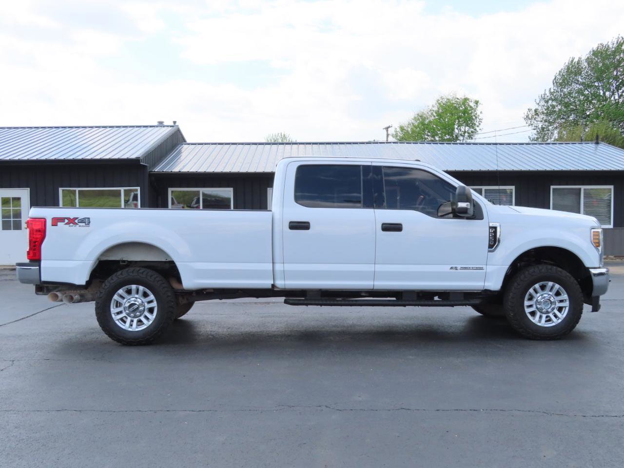 Used 2019 Ford F250 XLT w/ XLT Value Package AWD/4WD image 7