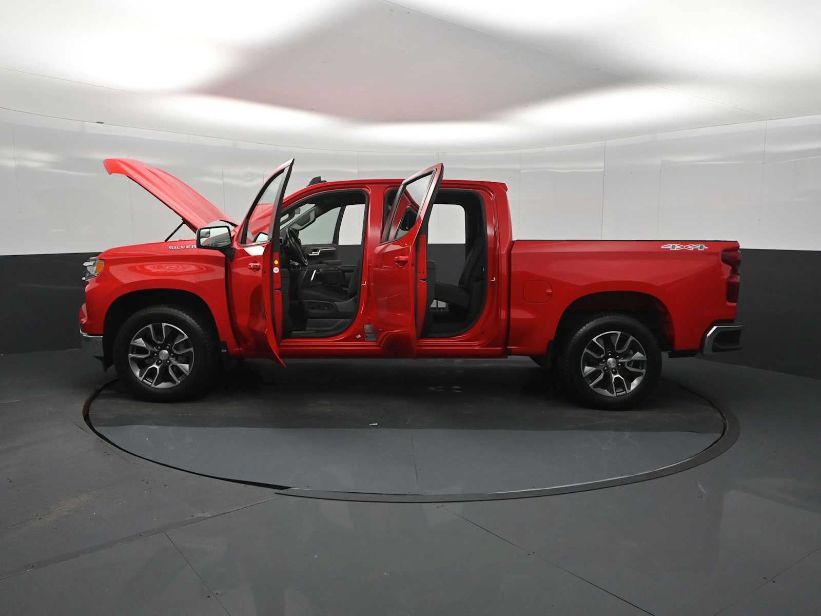 Used 2023 Chevrolet Silverado 1500 LT AWD/4WD image 29