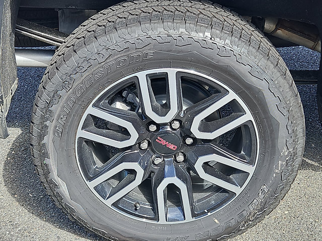 New 2026 GMC Sierra 1500 AT4 w/ AT4 Preferred Package AWD/4WD image 7