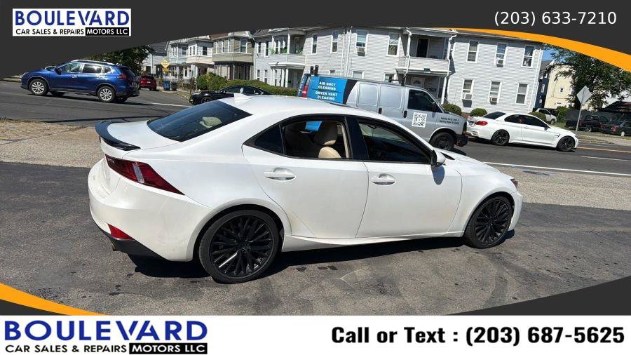 Used 2016 Lexus IS 300 AWD w/ Navigation System Package image 8
