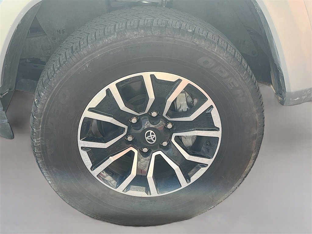 Used 2023 Toyota Tacoma TRD Sport image 30