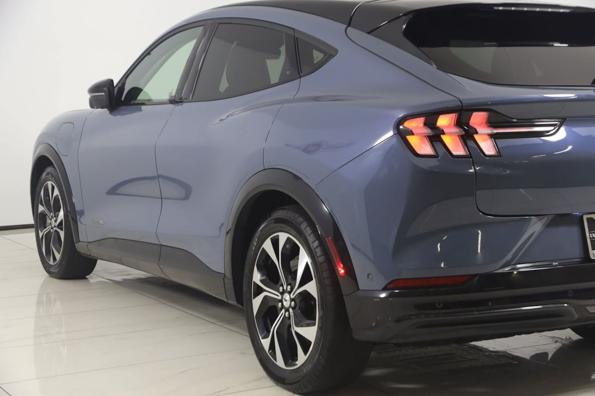 Used 2023 Ford Mustang Mach-E Premium AWD/4WD image 25