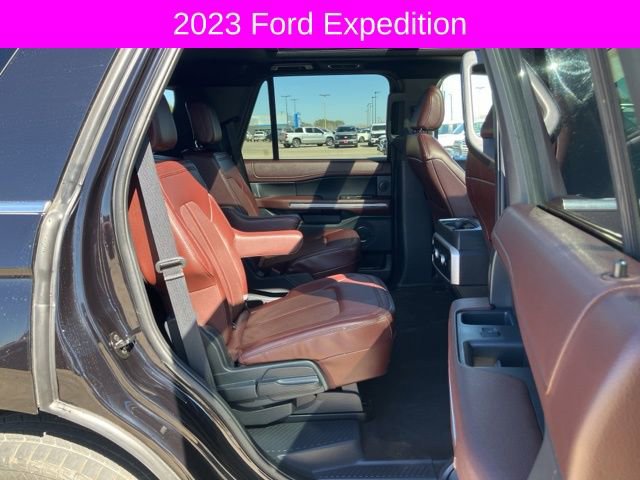 Used 2023 Ford Expedition Limited image 15