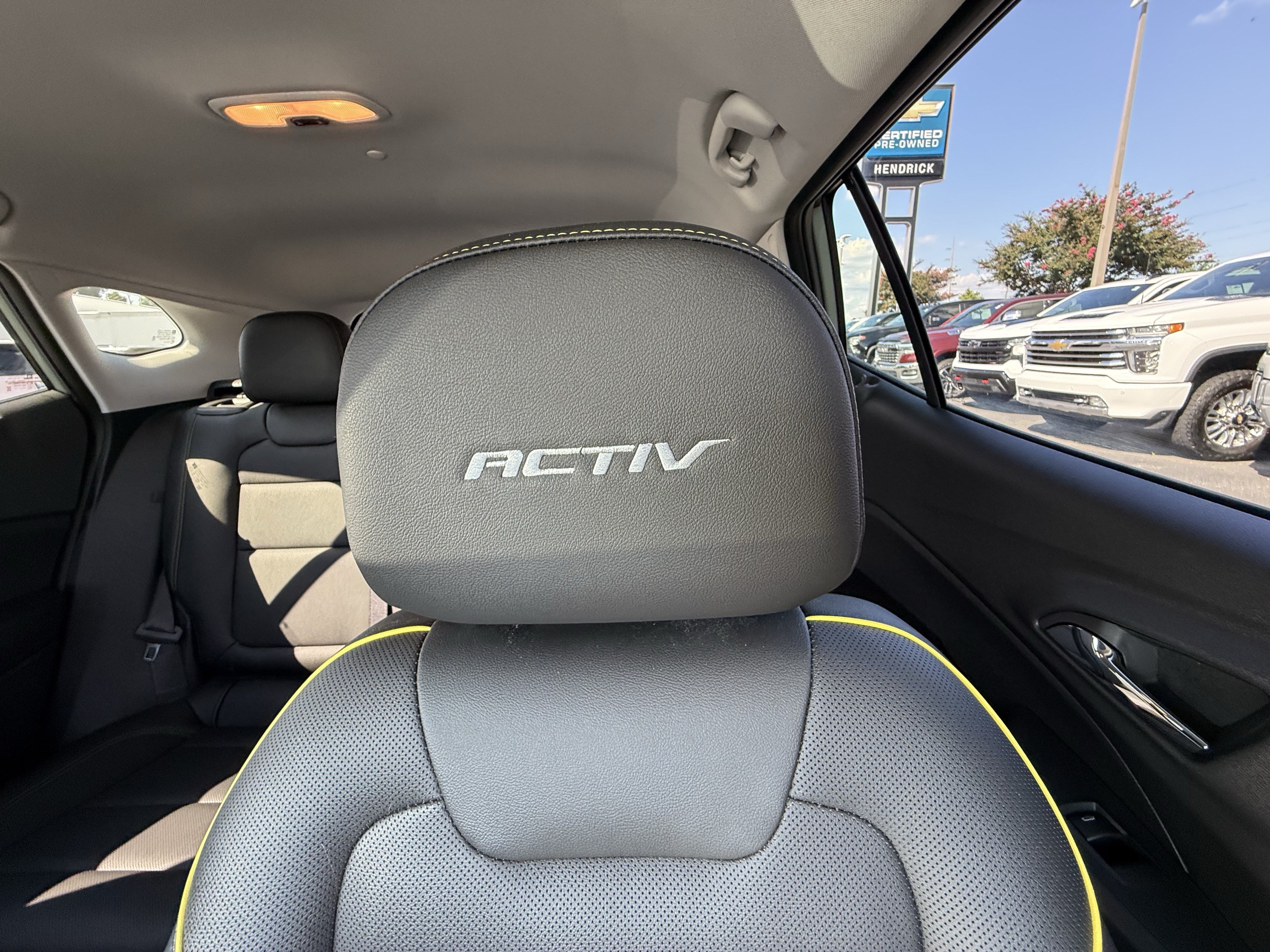 Used 2025 Chevrolet Trax ACTIV w/ Driver Confidence Package FWD image 17