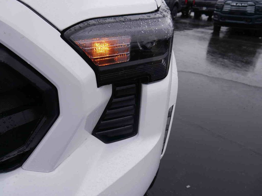 Used 2025 Toyota Tacoma SR5 image 23