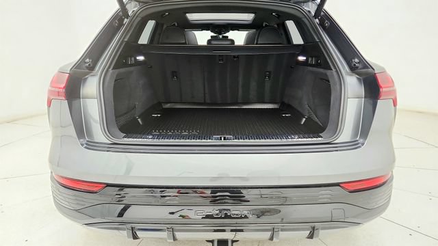 Used 2024 Audi Q8 e-tron Prestige AWD/4WD image 29