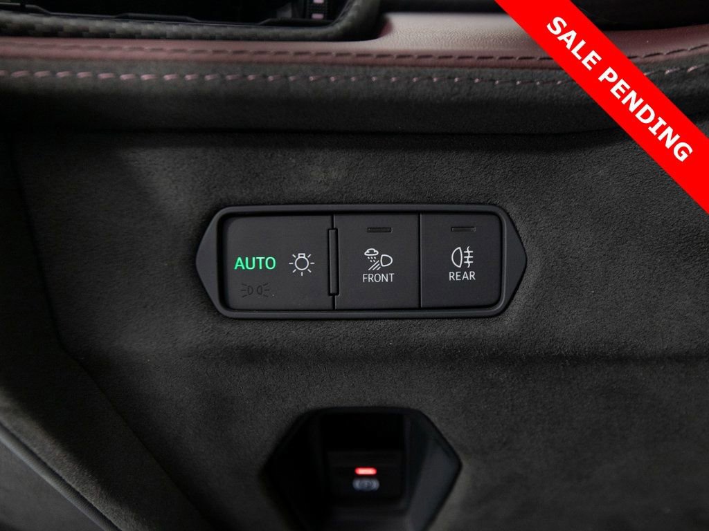 Used 2025 Lamborghini Revuelto image 24