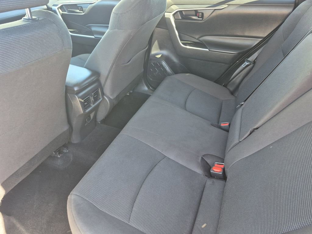Used 2024 Toyota RAV4 LE image 13