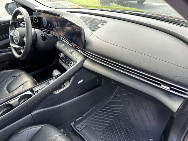 Used 2024 Hyundai Elantra Limited FWD image 23