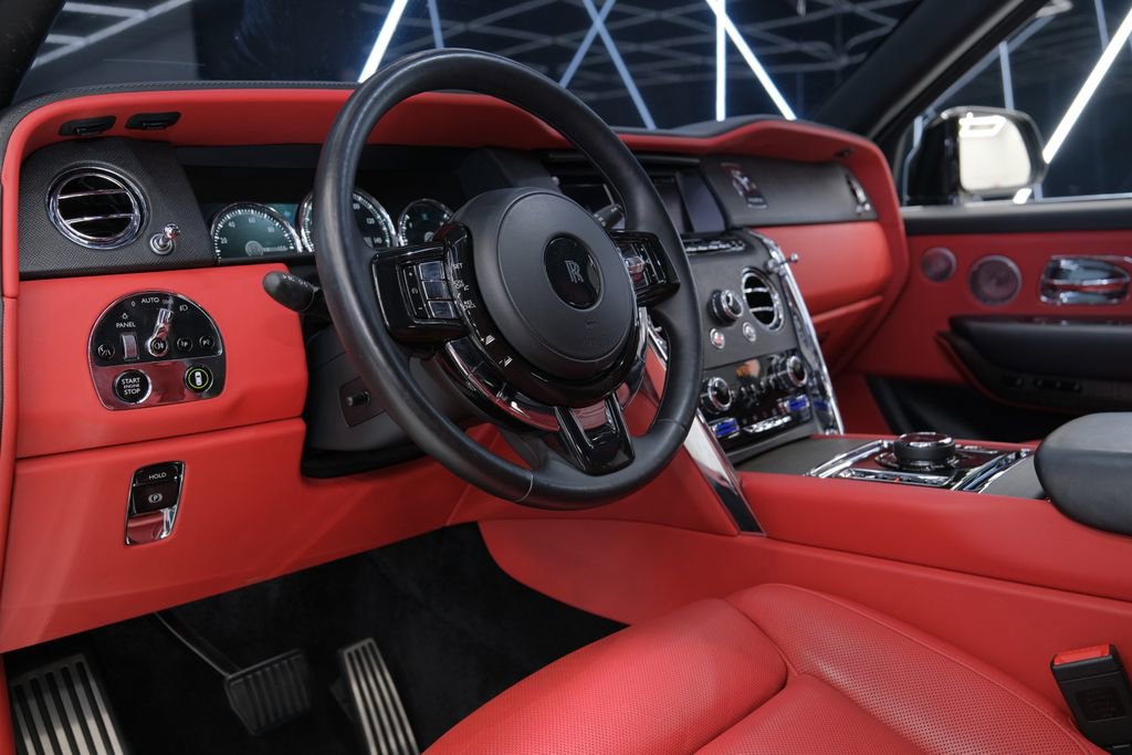 Used 2019 Rolls-Royce Cullinan AWD/4WD image 36