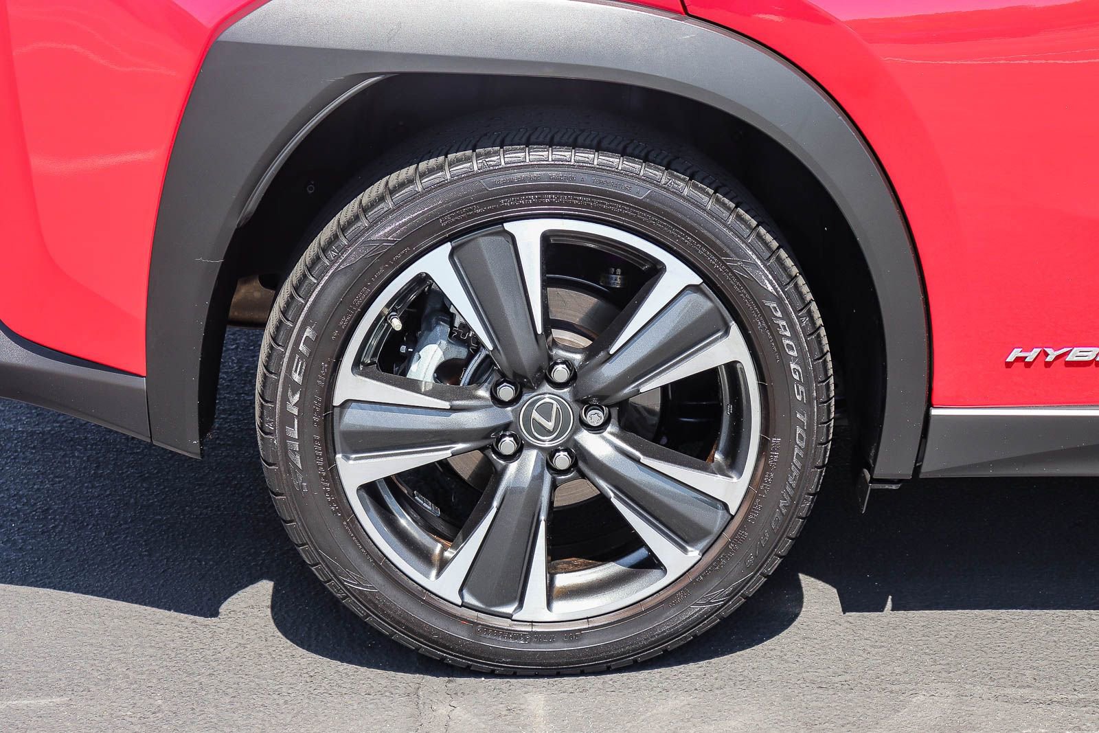 Used 2019 Lexus UX 250h AWD/4WD image 9
