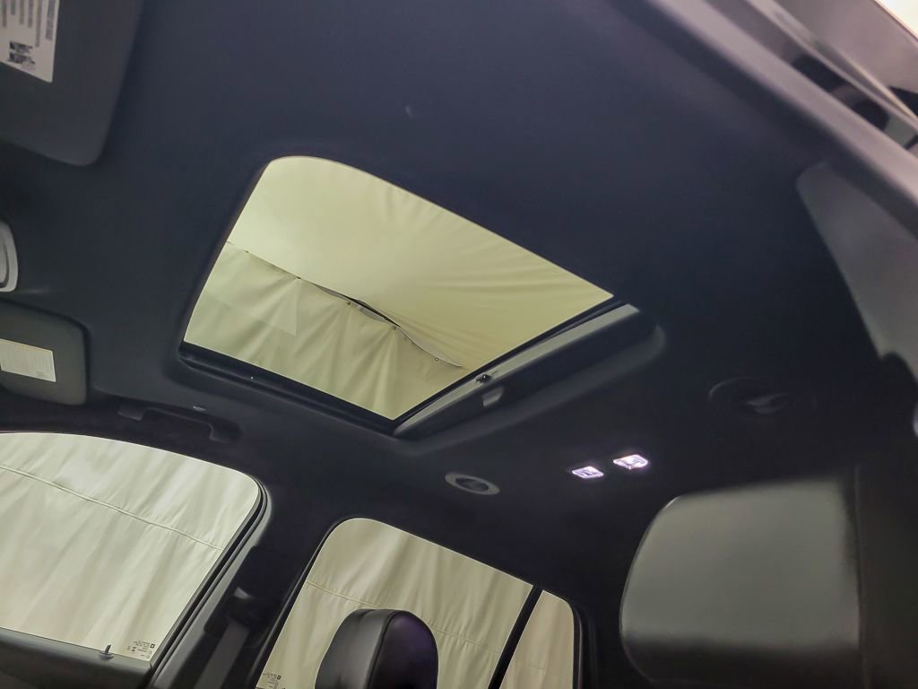 Certified 2023 Chevrolet Traverse RS image 9