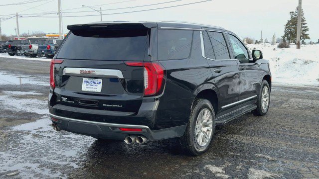 Used 2024 GMC Yukon Denali w/ Advanced Technology Package image 8
