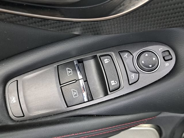 Used 2022 INFINITI Q60 Red Sport 400 w/ Carbon Fiber Package RWD image 18