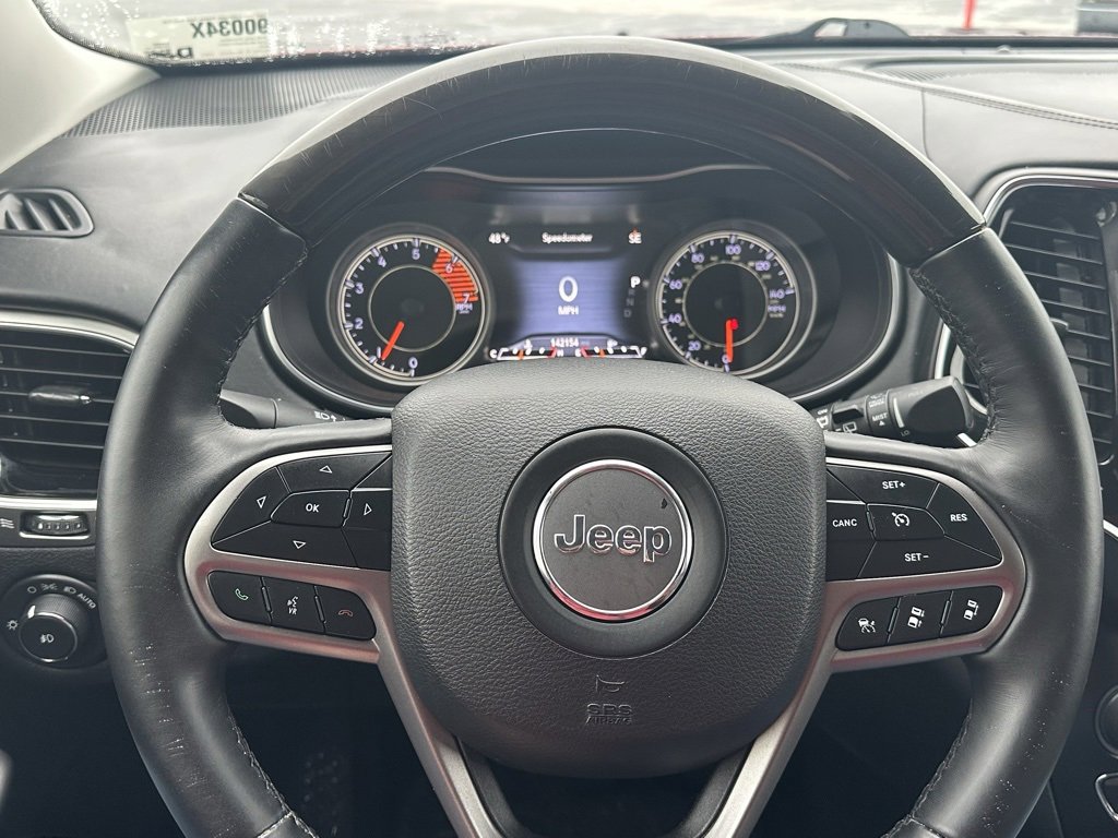 Used 2019 Jeep Cherokee Overland w/ Technology Group image 21