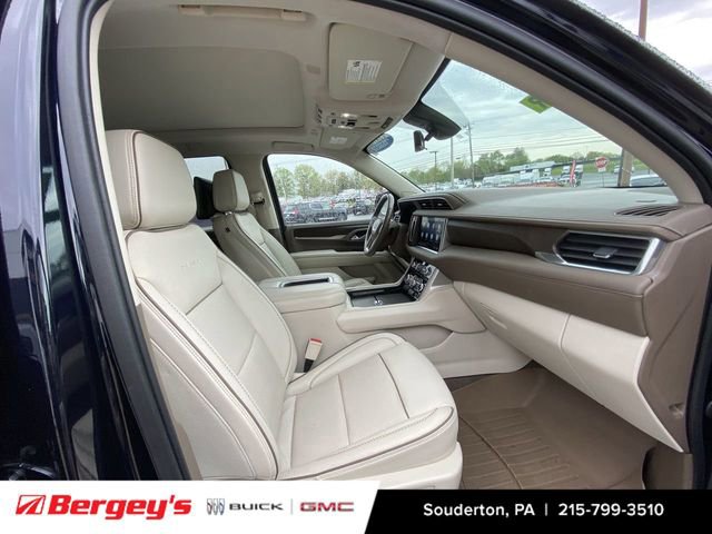 Certified 2021 GMC Yukon Denali w/ Denali Premium Package AWD/4WD image 32
